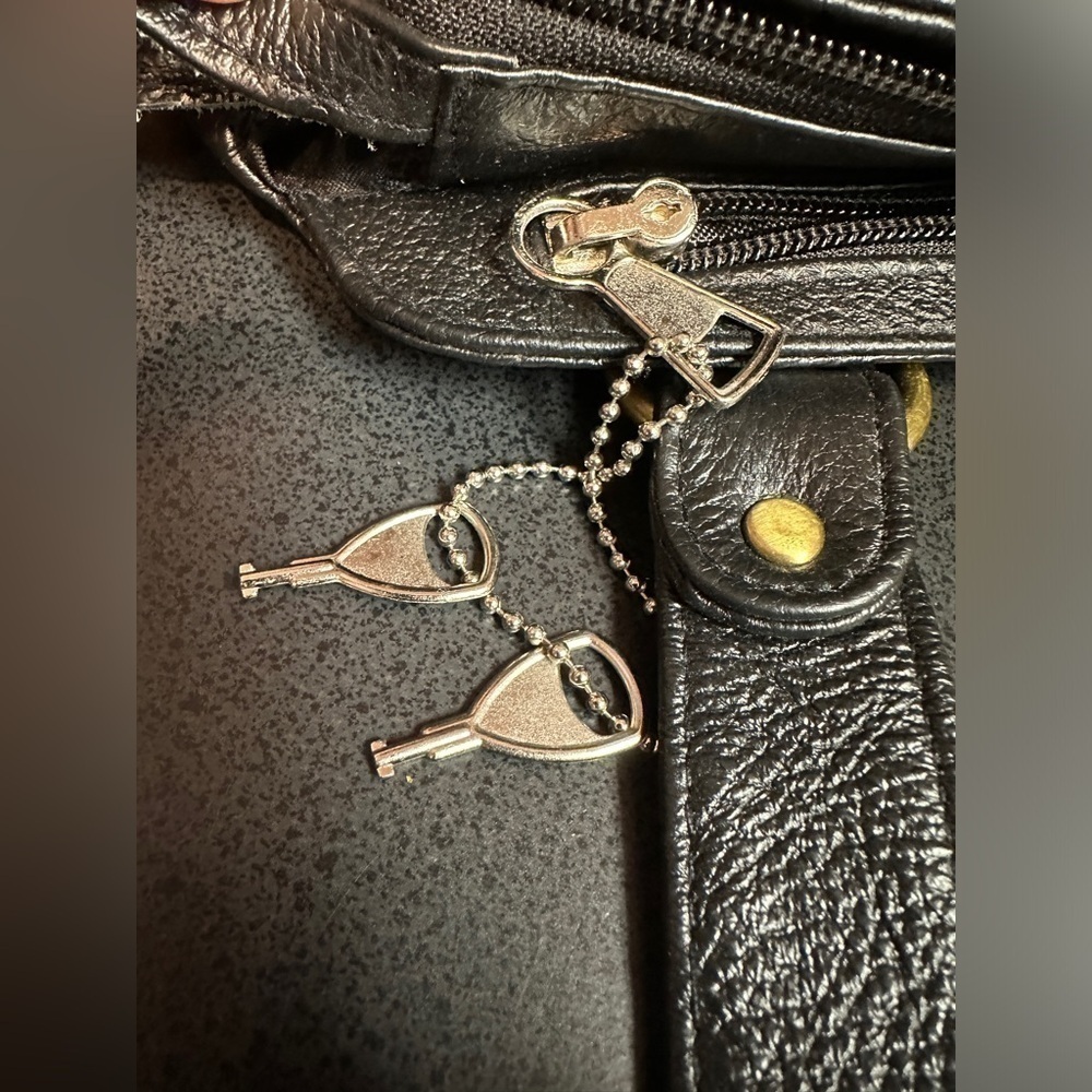 NWT Roma Leather Locking Concealment Purse Black Dual Handle Med Sz Multi Pocket - Picture 16 of 16